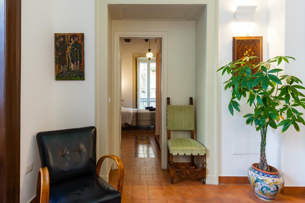 Guest house Don Pedro Vicere Di Toledo In The Center Naples