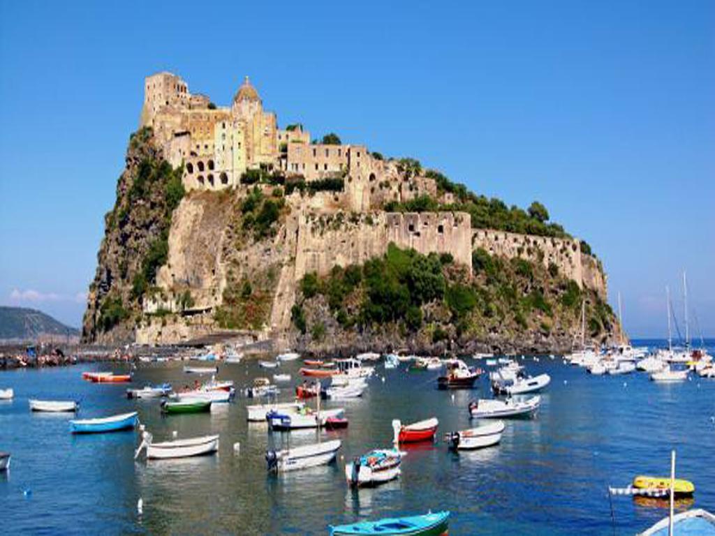 A Castel Capuano 3*