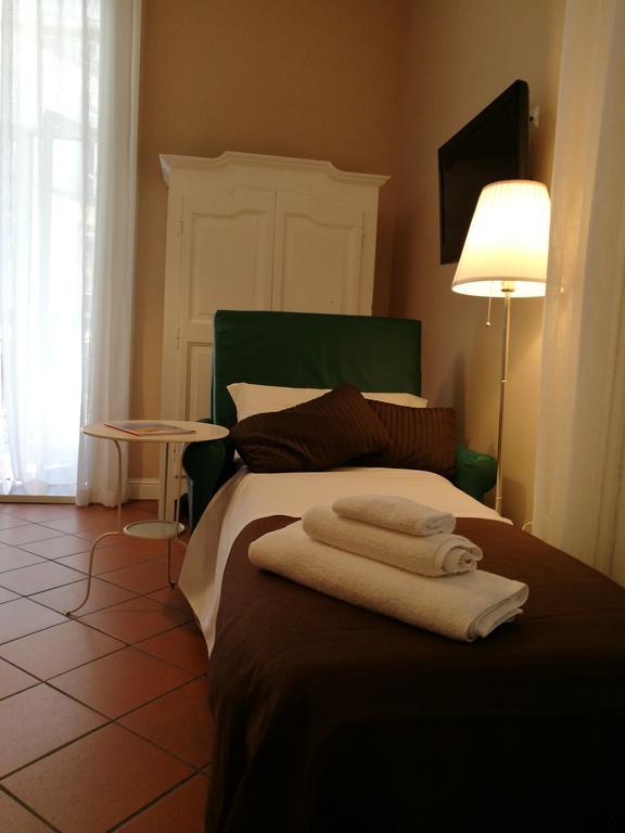 Bed Morelli 49 , Chiaia Naples