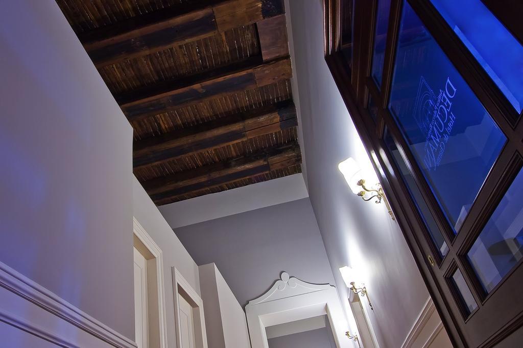 Hotel Decumani De Charme