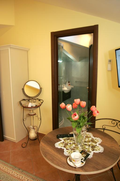 Mercatello Relais Old Naples