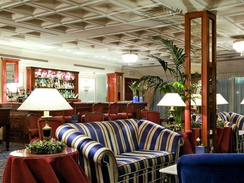 Grand Parker's Hotel