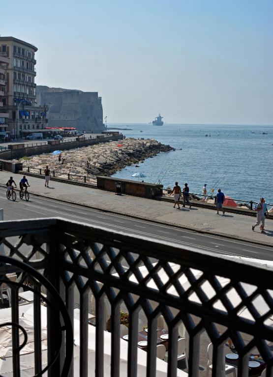 Partenope Relais Hotel