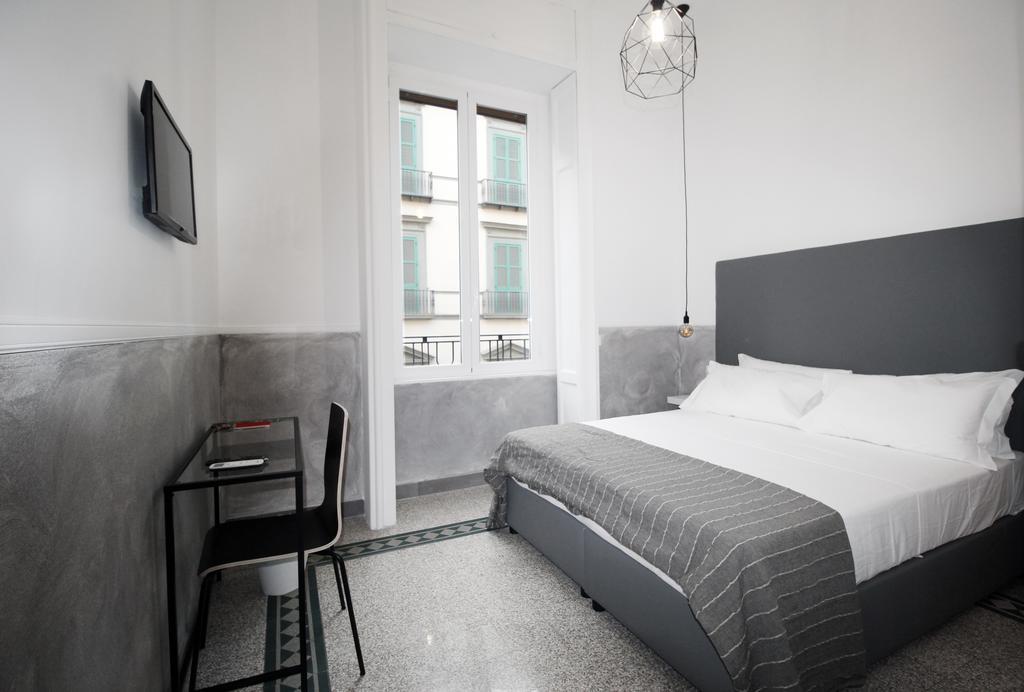Toledostop Naples