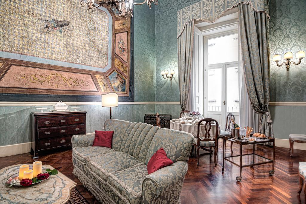 Apartment Arthouse Lady Marys Tribunali Luxury Naples