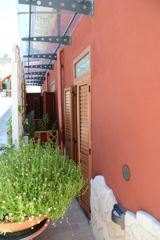 Giardino Eden Bed & Breakfast *