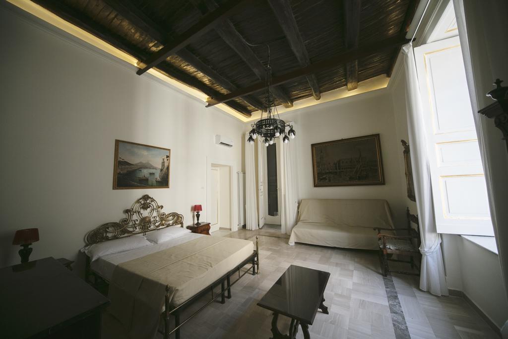 Bed & Breakfast Area Angioina Naples