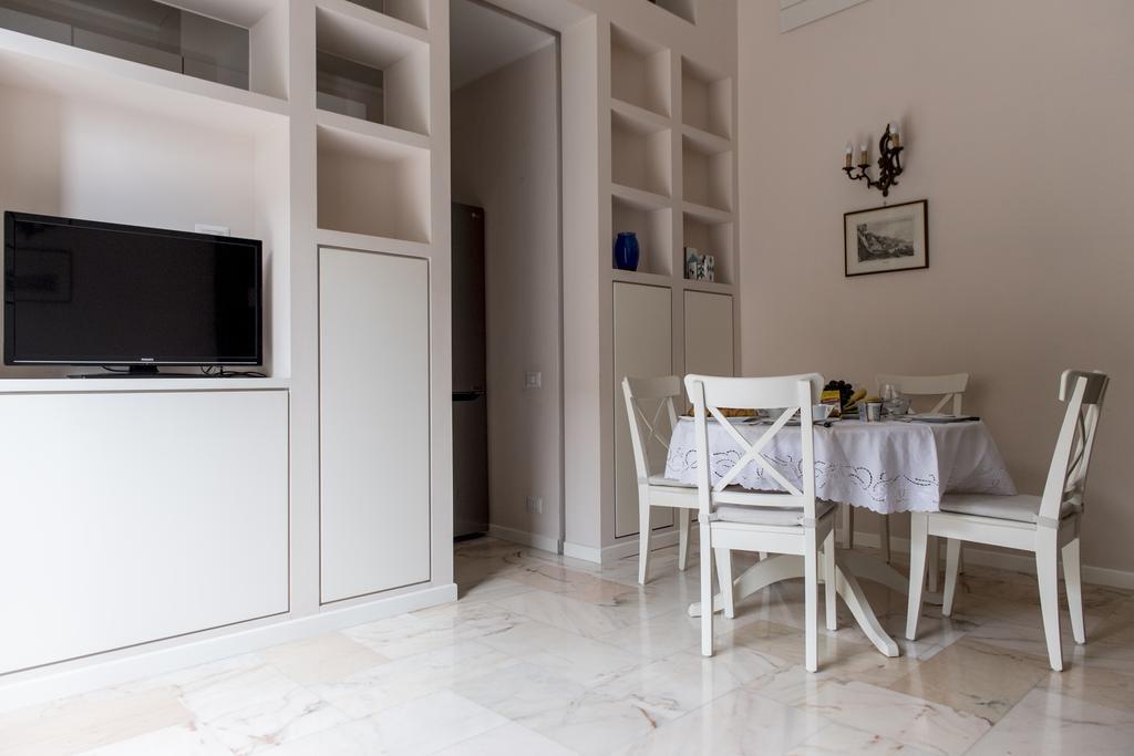 Apartment Casa San Carlo Naples