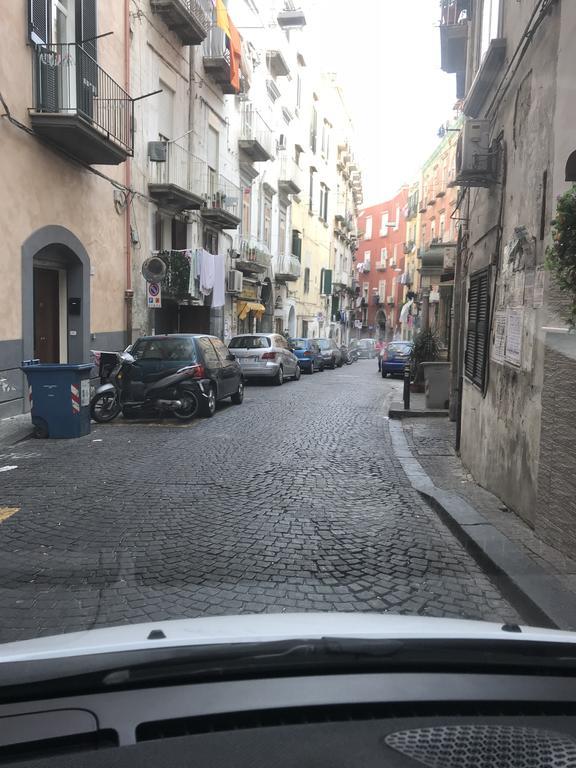 L'approdo Di Dante Naples