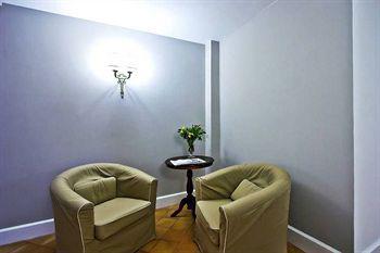 Decumani De Charme Hotel