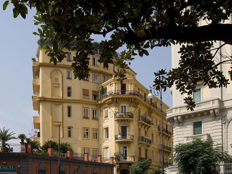 Pinto-storey 3* Naples