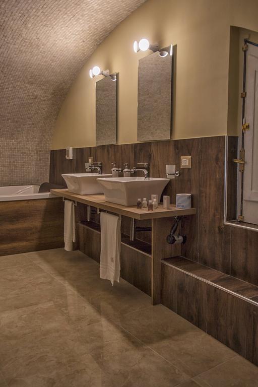 Chiaia 205 Guest house