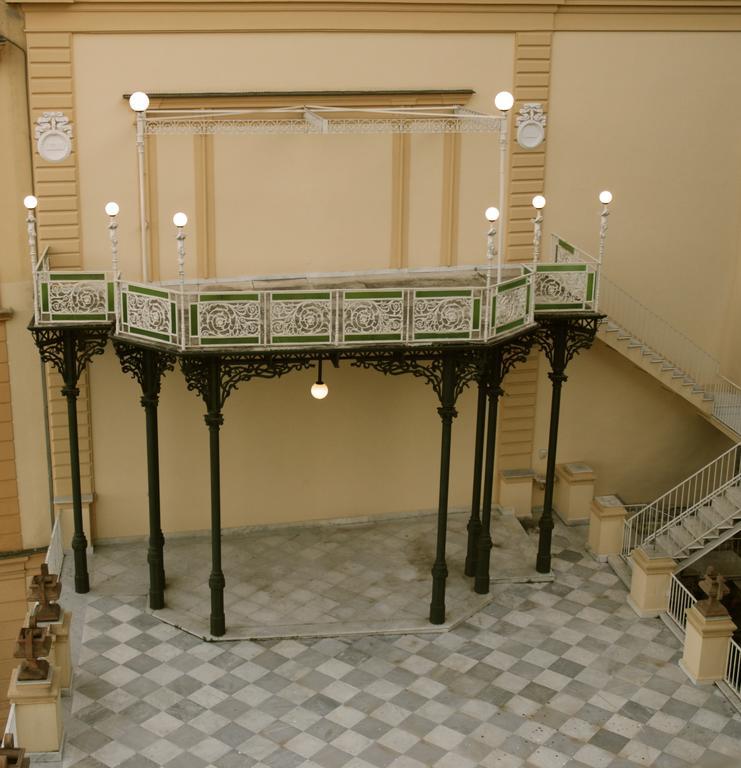 Palazzo Mele Guest house *