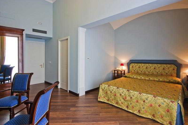 Decumani De Charme Hotel Naples
