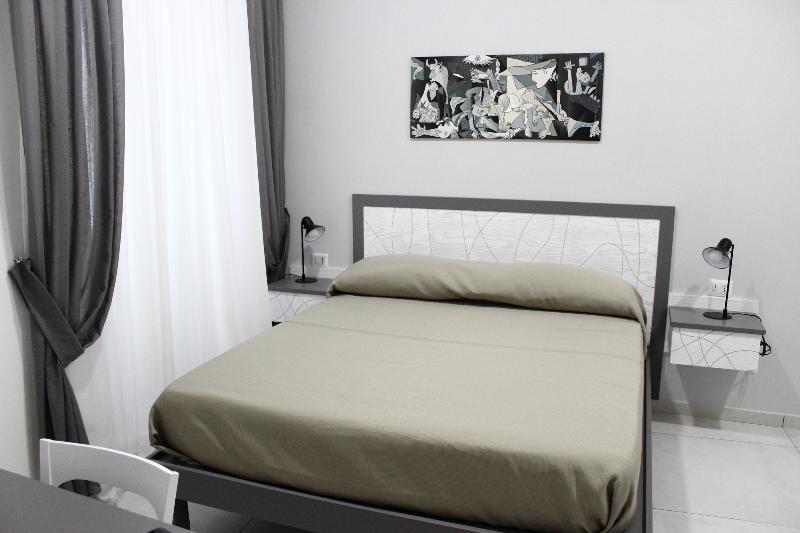 Palazzo San Vincenzo Bed & Breakfast Naples