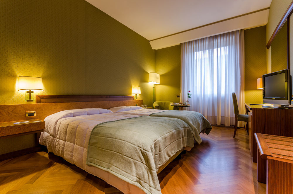 Exe Majestic Hotel Naples