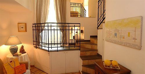 Bed & Breakfast Weekend A Napoli 3*
