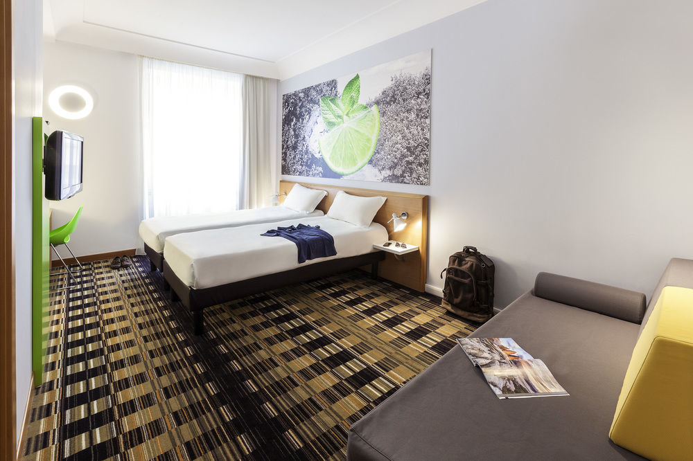 Hotel Ibis Styles Garibaldi 3*