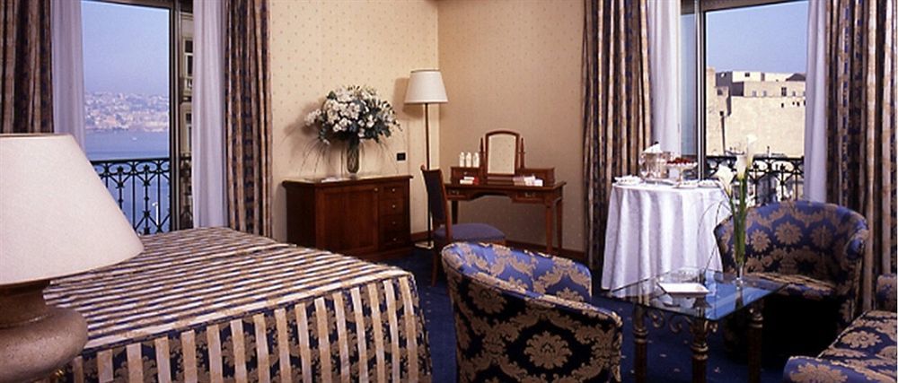 Grand Santa Lucia 4* Naples