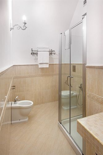 Bed & Breakfast Domus Rosa Naples
