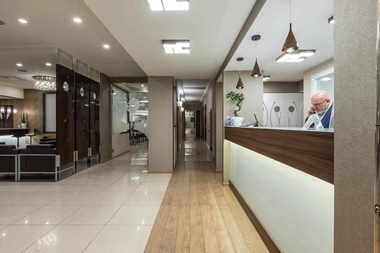 Magri's 4* Naples