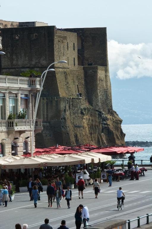 Hotel Partenope Relais 4*