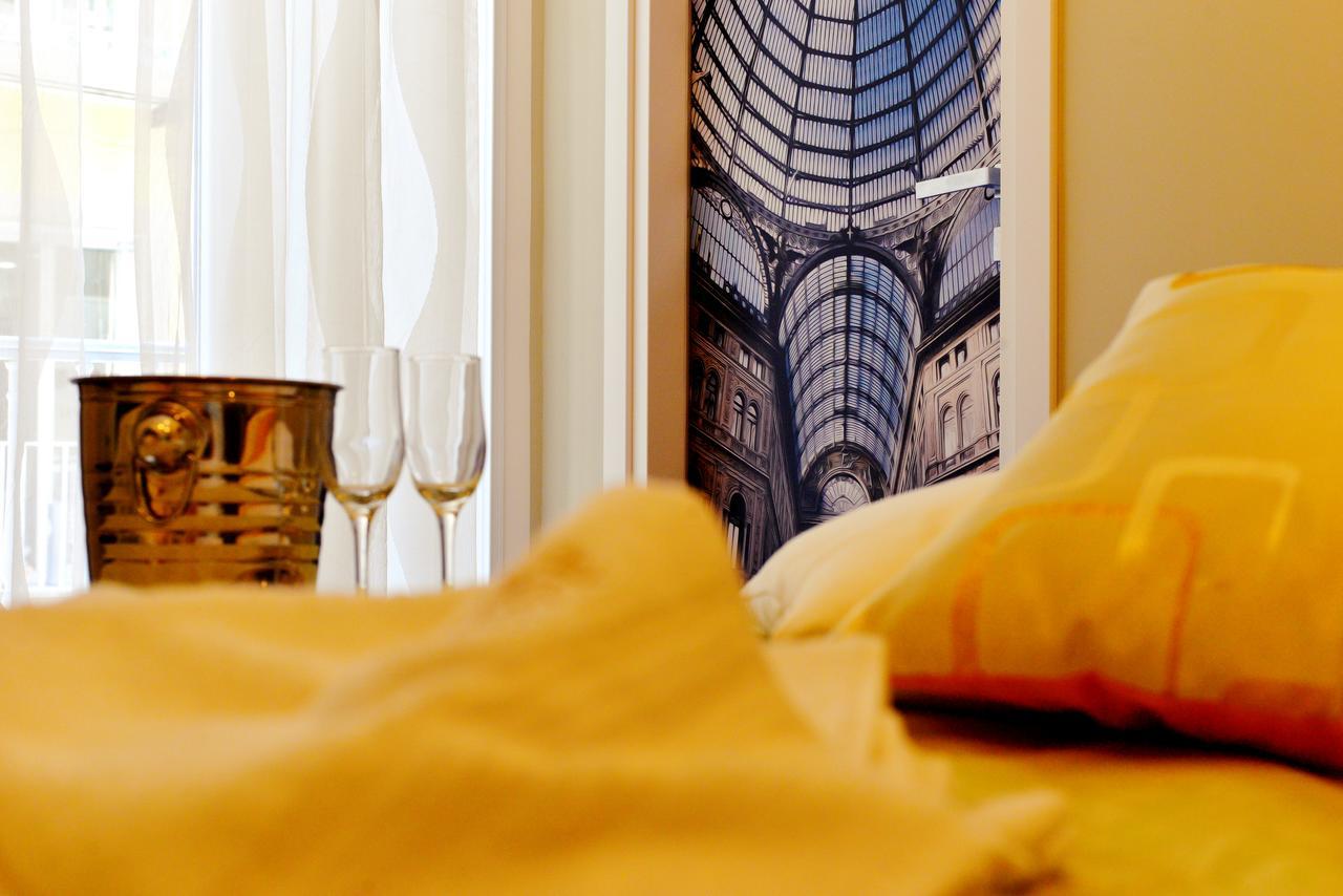 Bed & Breakfast Chiaia Roof