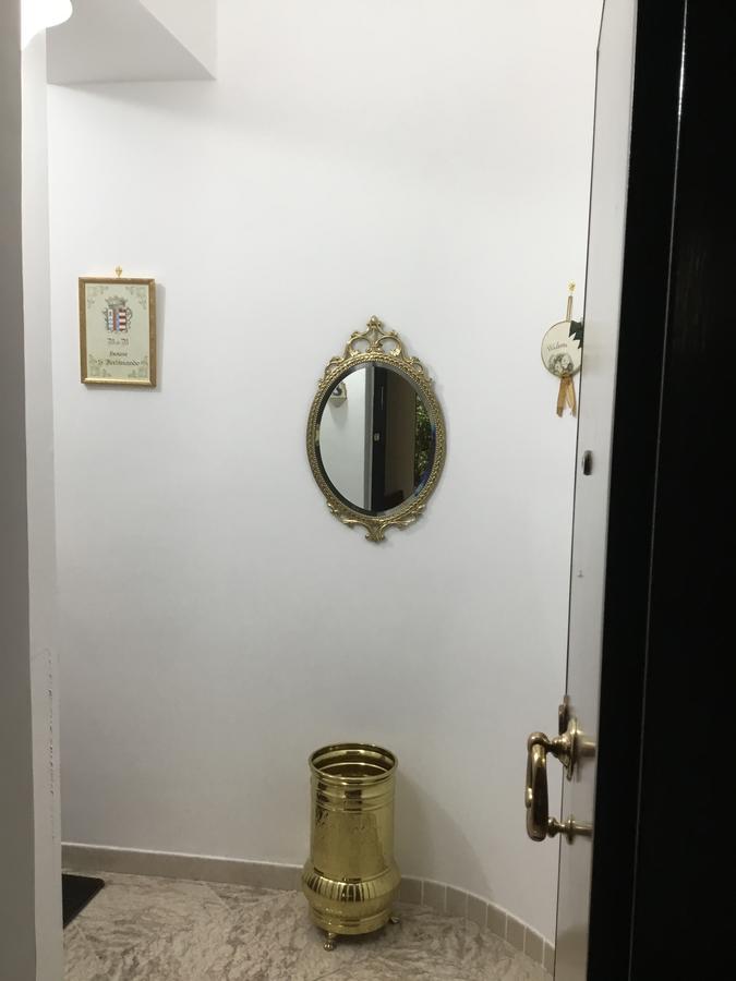 House S. Ferdinando Apartment Naples