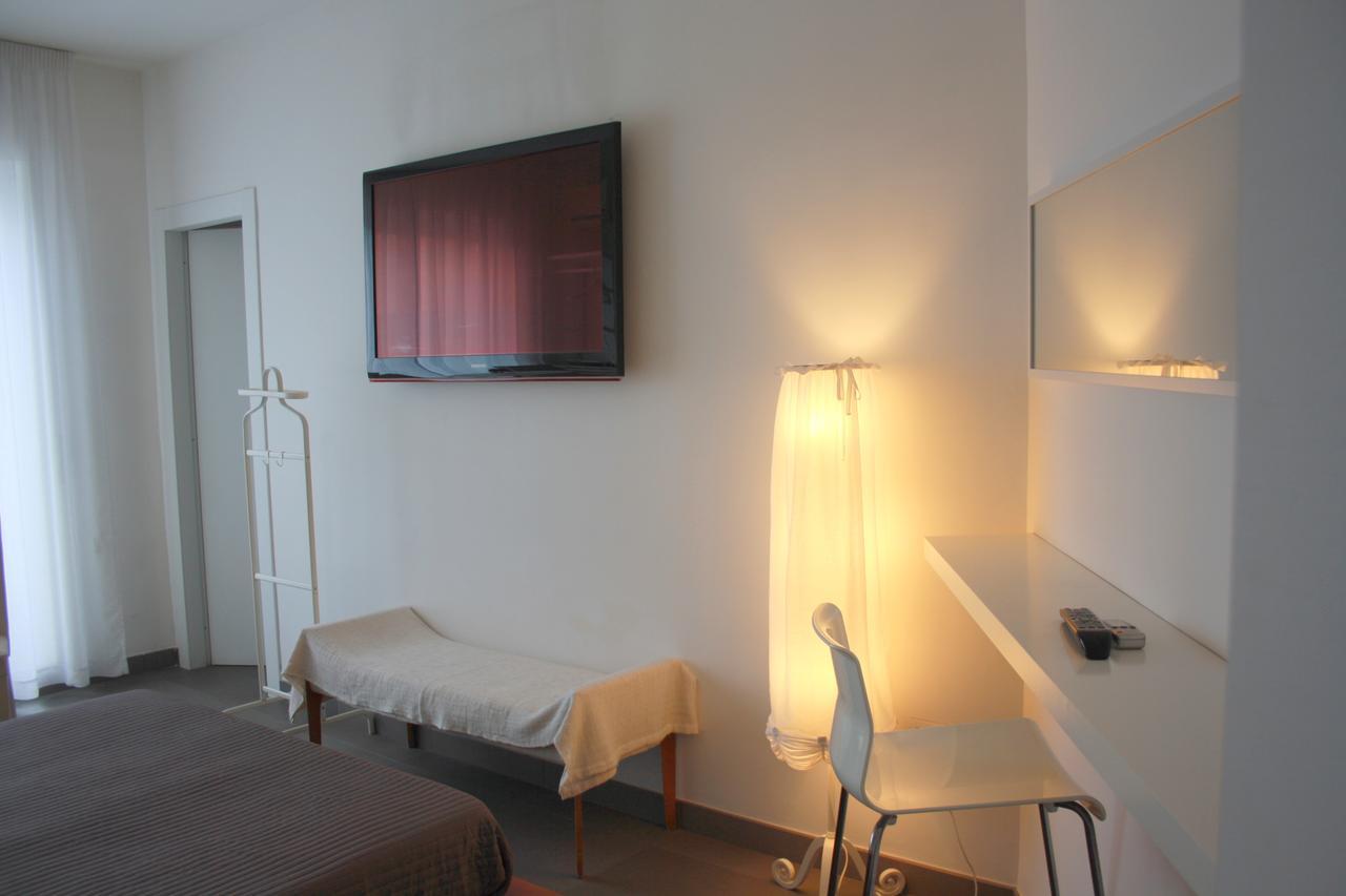 Bed & Breakfast La Dell'arte-de Gasperi Naples