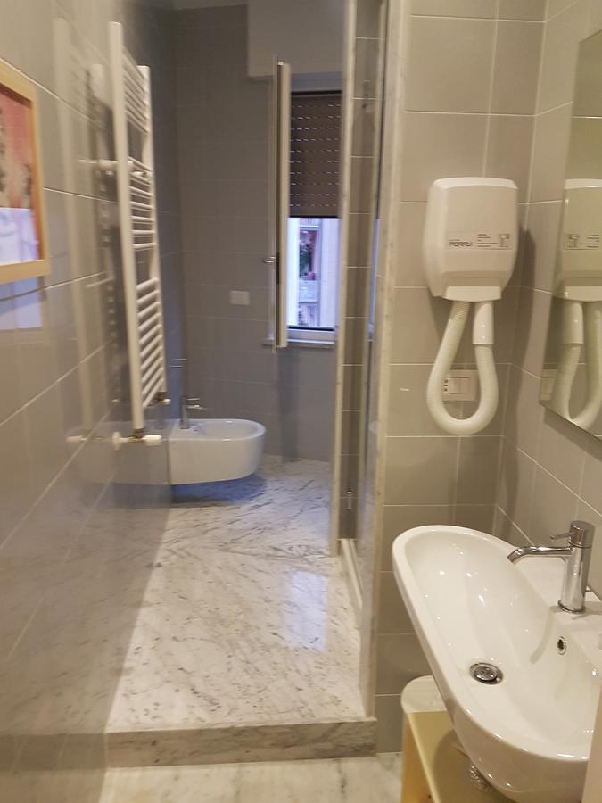 Le Stanze Di Piazza Dei Martiri Bed & Breakfast 5*