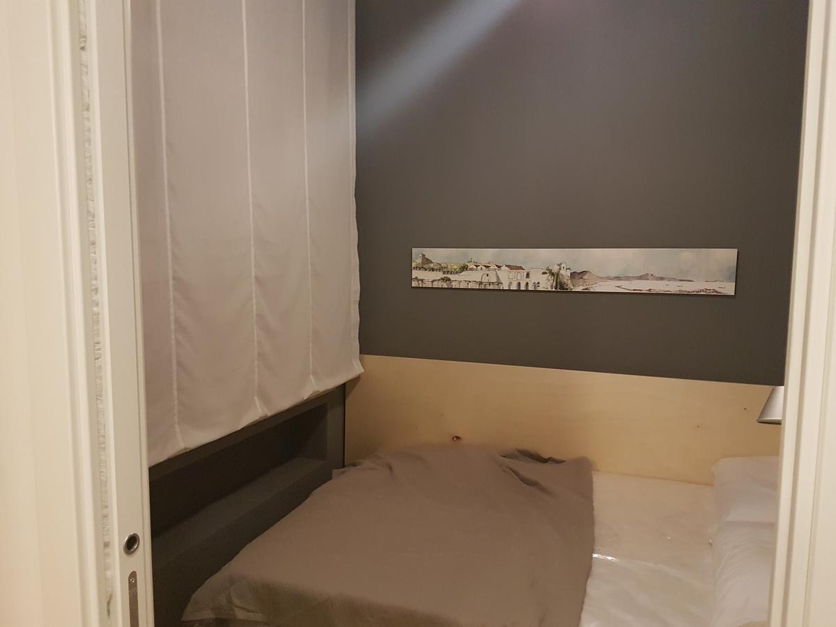 Le Stanze Di Piazza Dei Martiri 5*