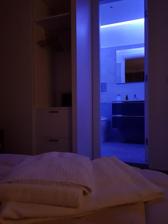2b Fifteen Floor Bed & Breakfast