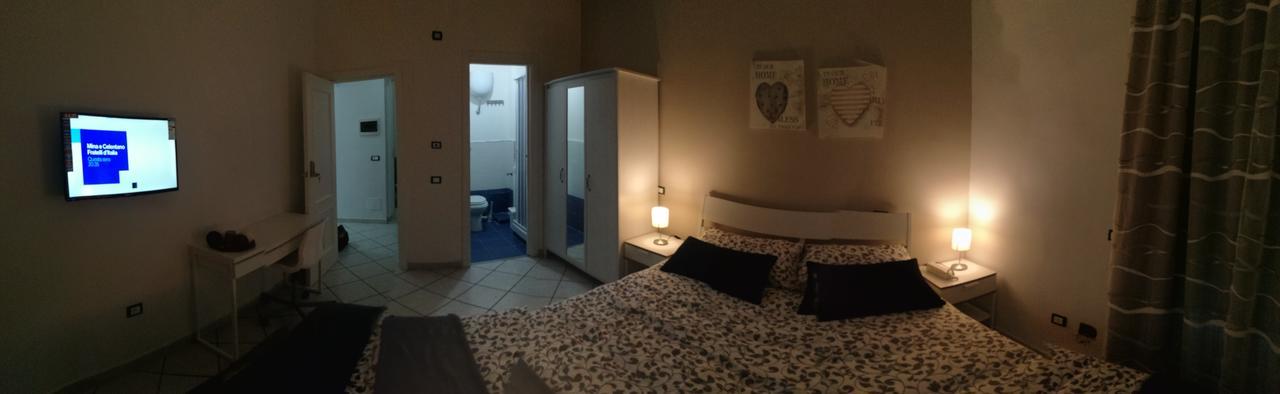 Guest house O Vic' Stritt' Naples
