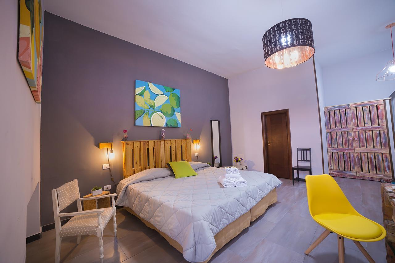 Le 4 Stagioni Dante's H Centro, By Clapa Group Guest house Naples