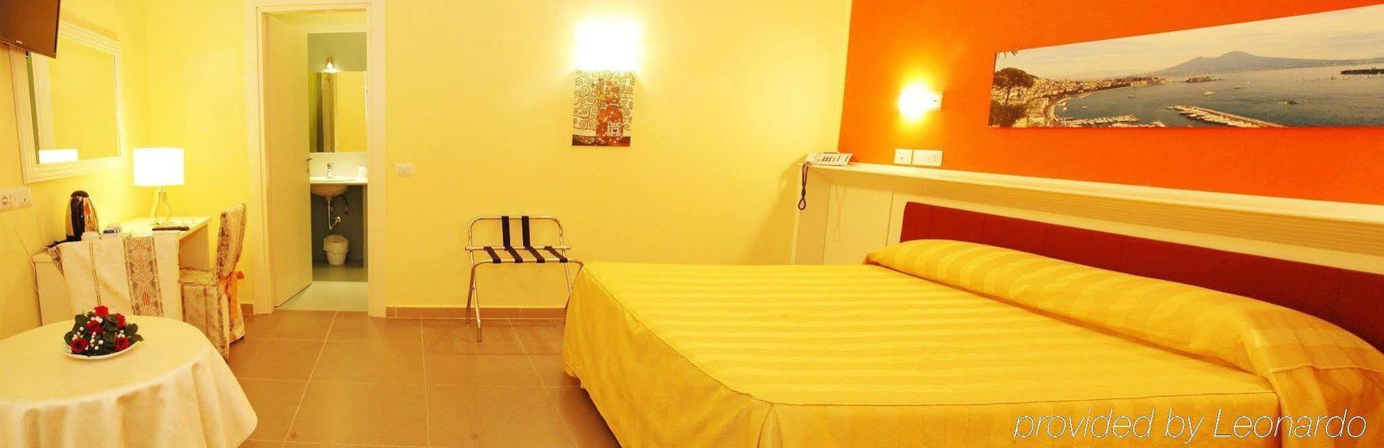 Capodichino International 4*