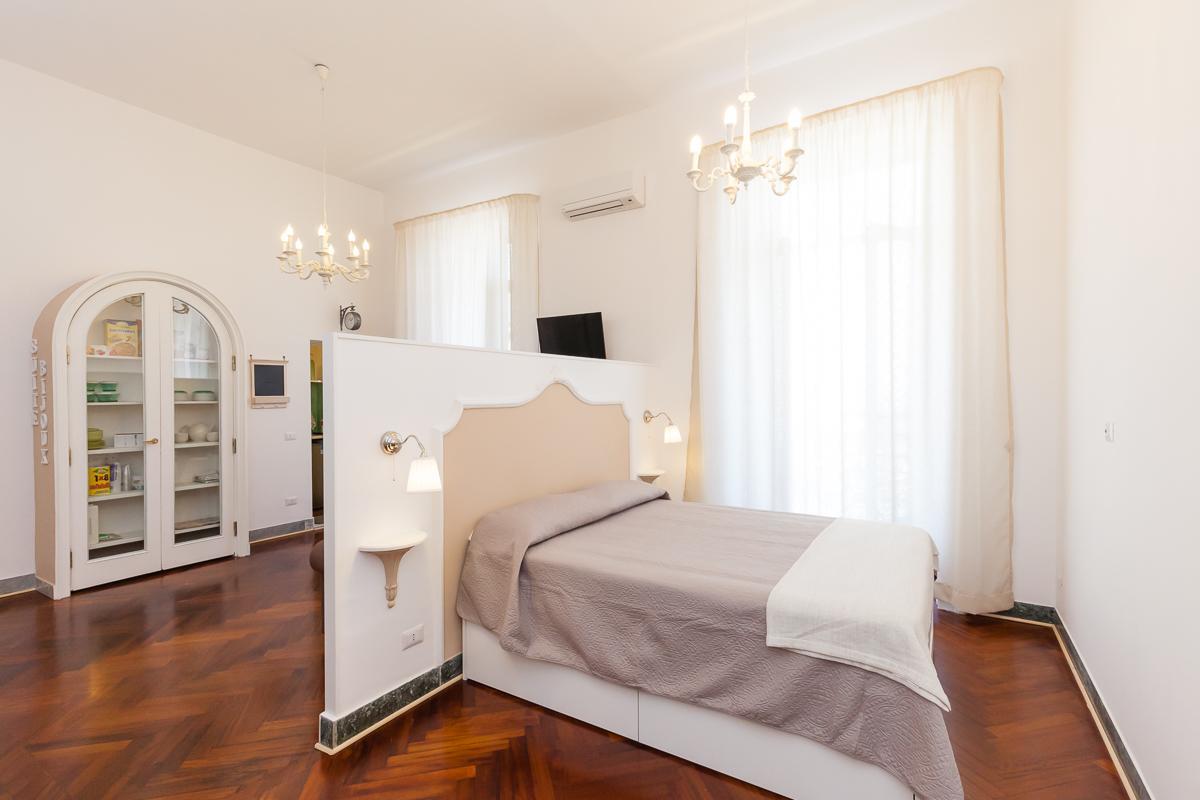 Metro Garibaldi - Loft Con Wifi E 4 Posti Letto Presso La Stazione Centrale Di Napoli Apartment
