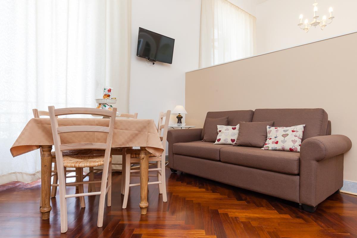 Metro Garibaldi - Loft Con Wifi E 4 Posti Letto Presso La Stazione Centrale Di Napoli Apartment