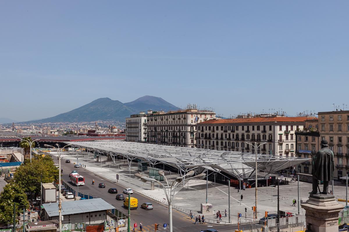 Metro Garibaldi - Loft Con Wifi E 4 Posti Letto Presso La Stazione Centrale Di Napoli * Naples