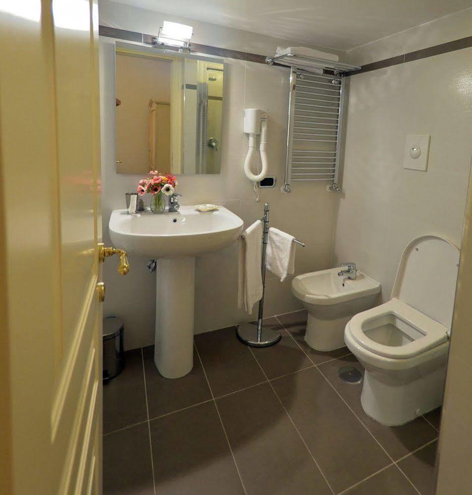Bed & Breakfast Residenza Via Dei Mille 5*