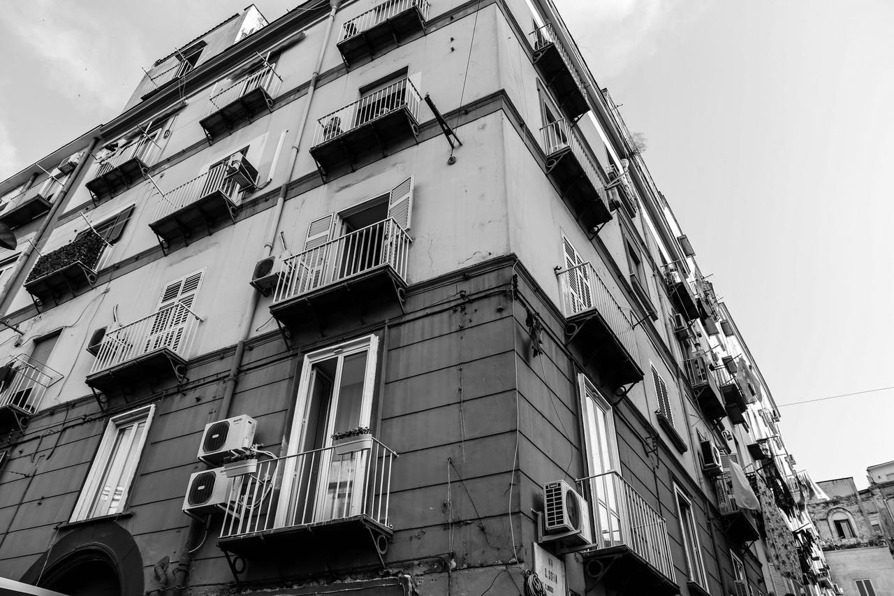 Caracciolo 109 Naples
