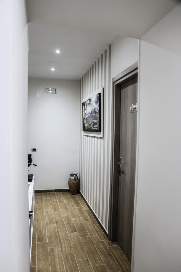 Caracciolo 109 Bed & Breakfast 2*