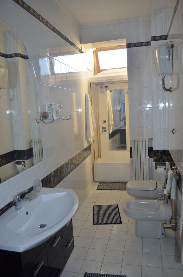 Bed & Breakfast Leopardi 160