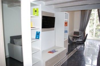 Guest house Milionaria 3*