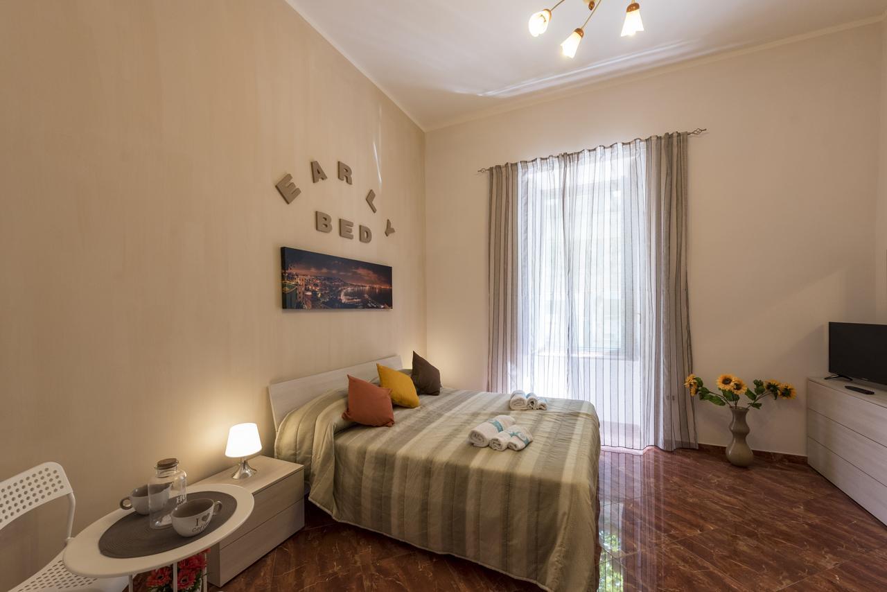 Early Bed * Naples