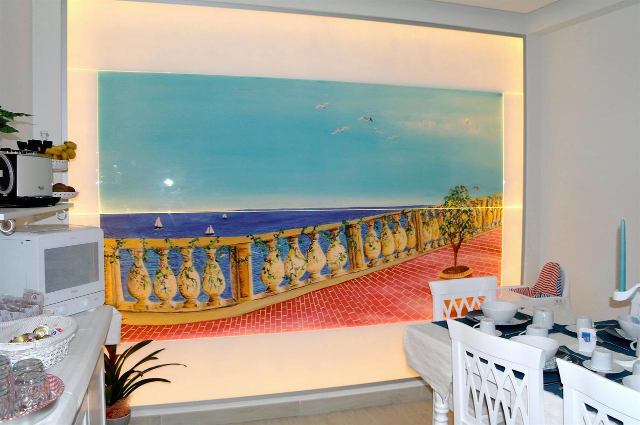 Chiaia 216 Bed & Breakfast Naples