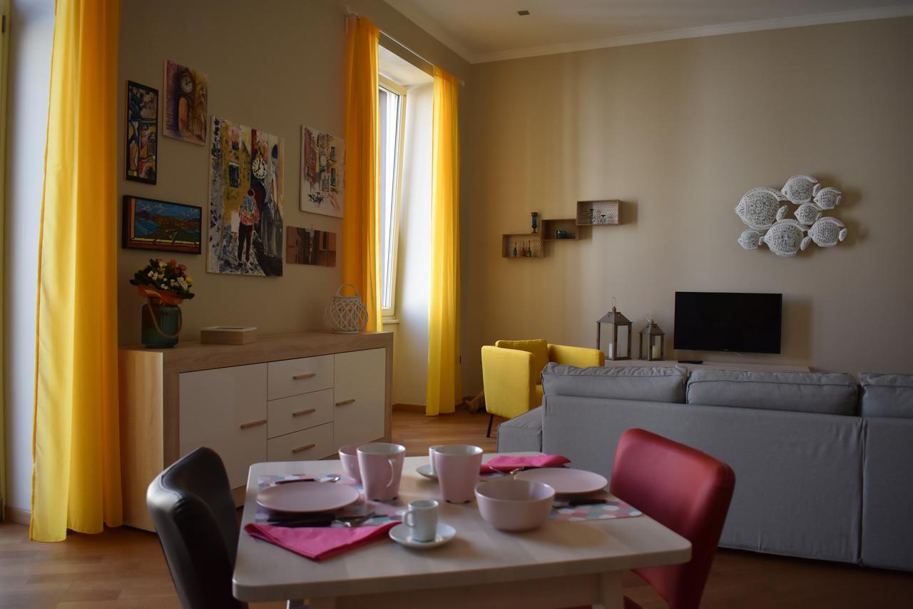 I Vicere Deluxe 2* Naples