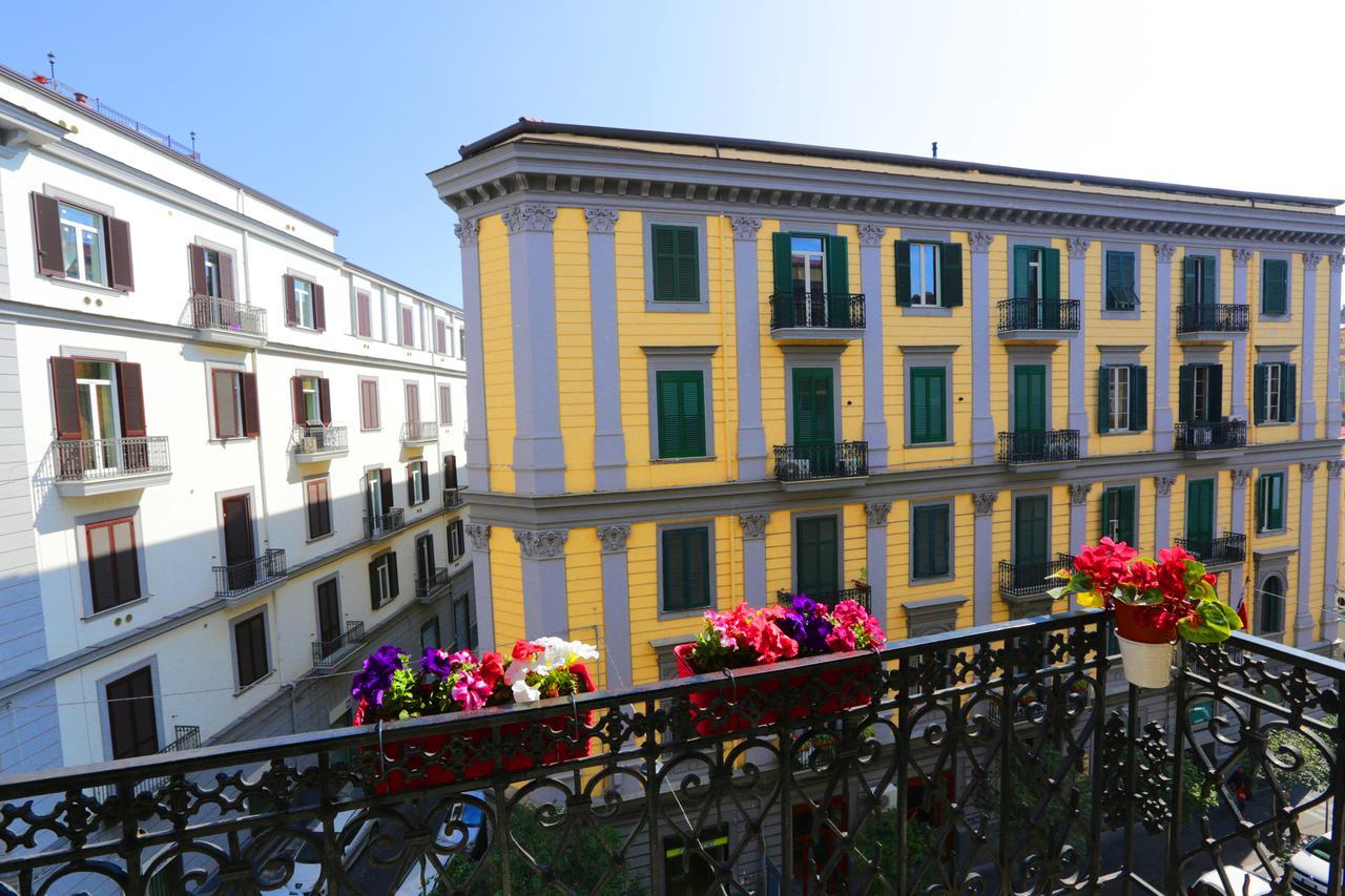 I Vicere Deluxe 2* Naples