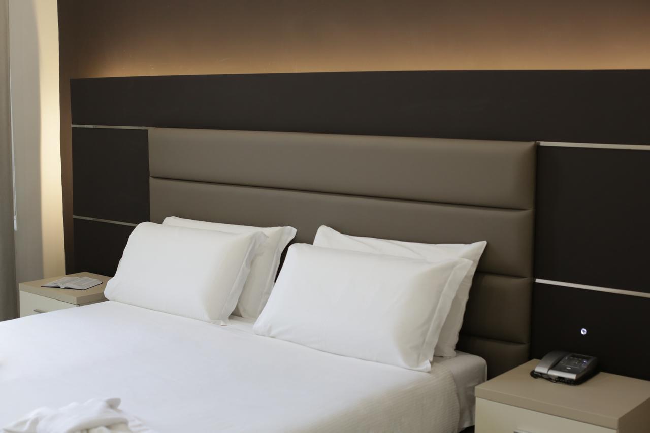 Vergilius Billia 4* Naples