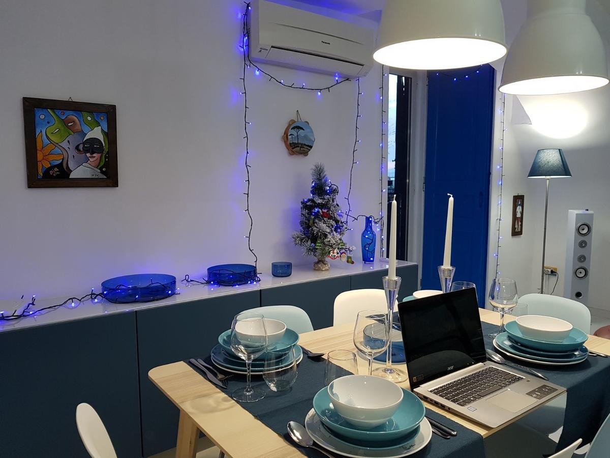 Apartment Lungomare Caracciolo Mon