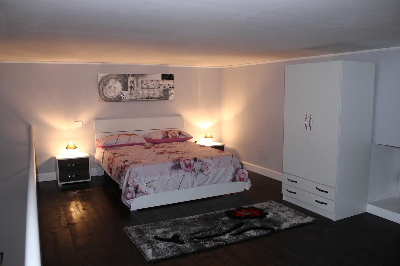 La Torretta Chiaia Bed & Breakfast 3*